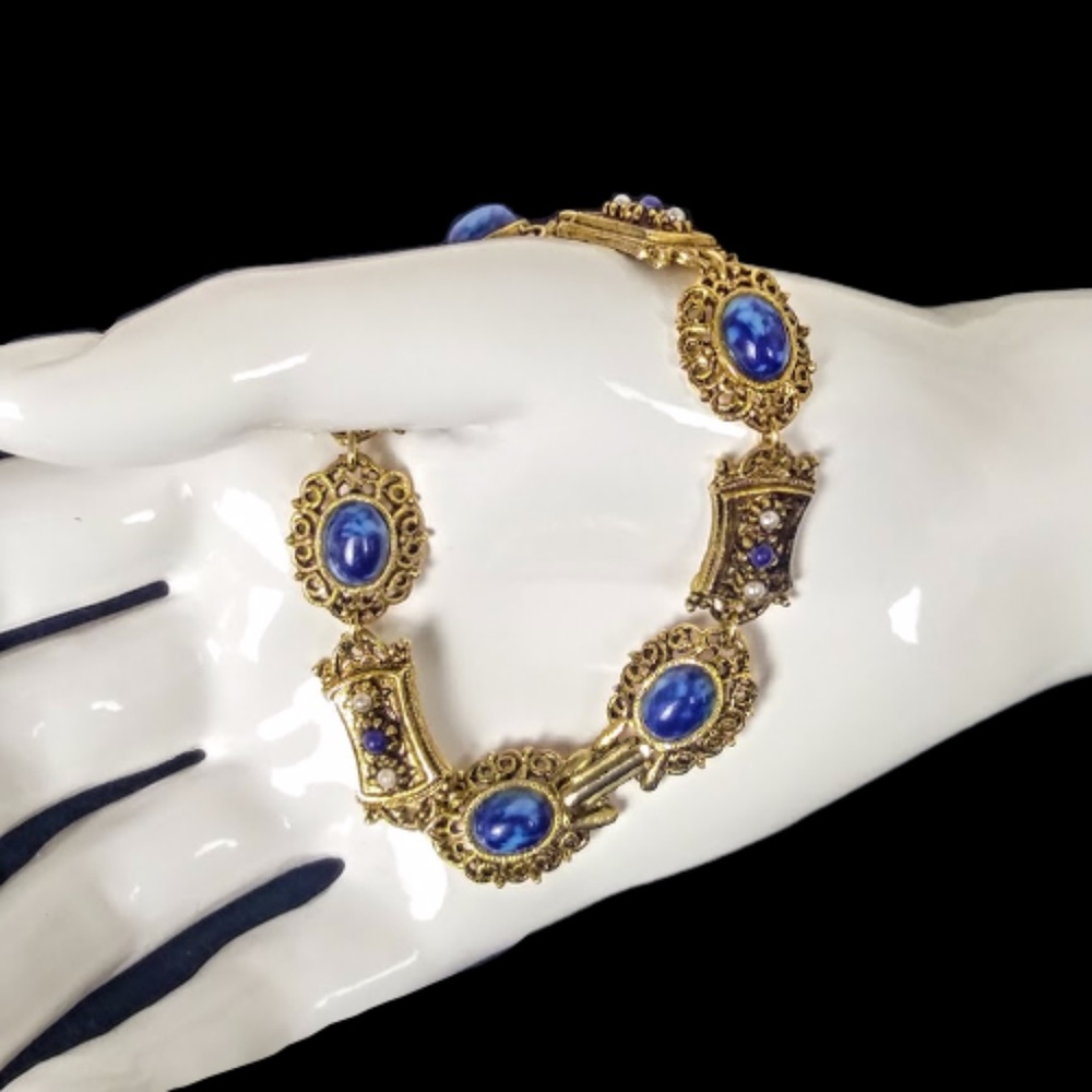 ART©️ Designer Easter Egg Beads Gold Tone Vintage Bracelet - Picture 2 of 11